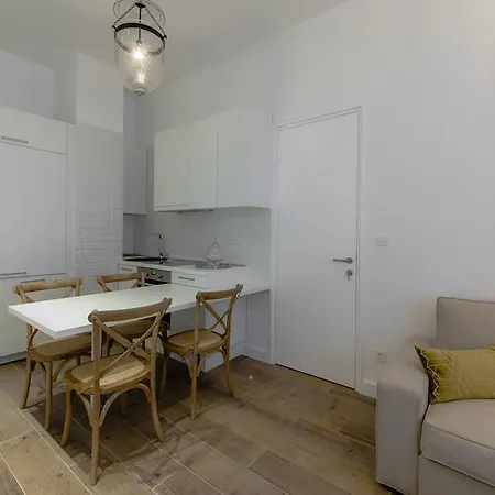Ah Design Luxury Apartmán *